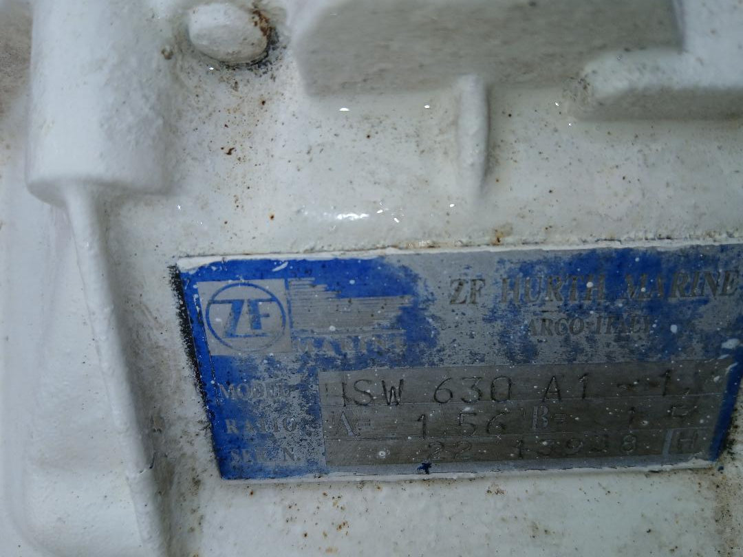 USED ZF HURTH MARINE TRANSMISSION GEARBOX HSW-630 A1 1.6:1 GEAR RATIO